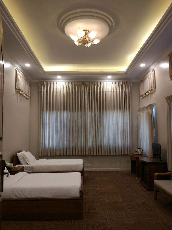 Ruby Garden Hotel Янгон Экстерьер фото