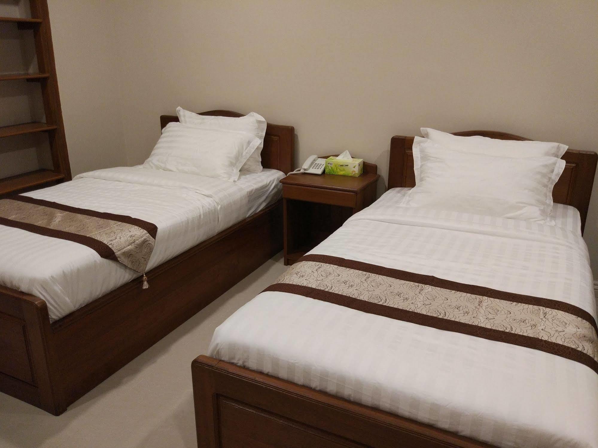 Ruby Garden Hotel Янгон Экстерьер фото